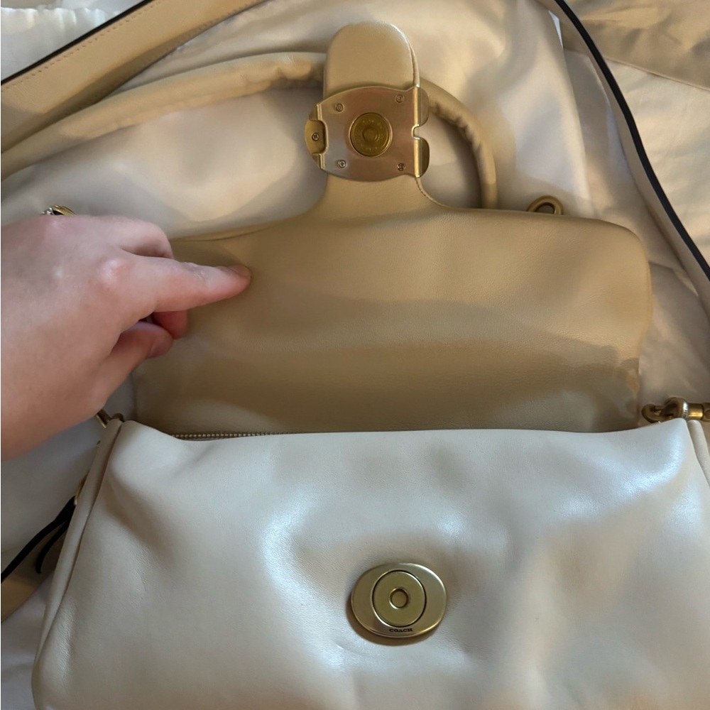 Coach Pillow Tabby 26 Leather Shoulder Bag - Picture 4 of 7